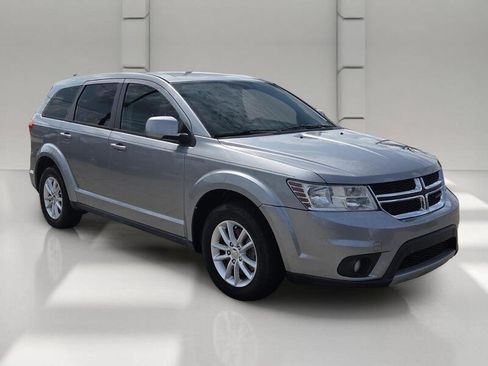 Certified 2017 Dodge Journey SXT w/ Comfort/Convenience Group FWD image 7