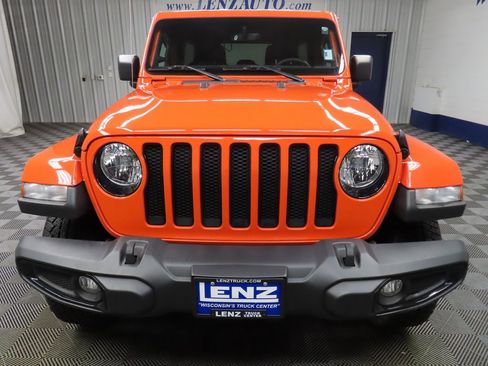 Used 2023 Jeep Wrangler Unlimited Sahara image 42