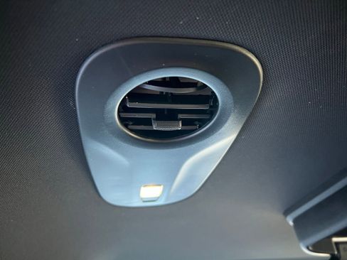 Used 2019 Chrysler Pacifica Touring Plus w/ S Appearance Package image 43