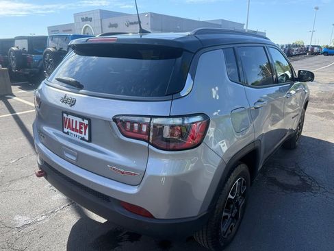 Used 2021 Jeep Compass Trailhawk AWD/4WD image 3