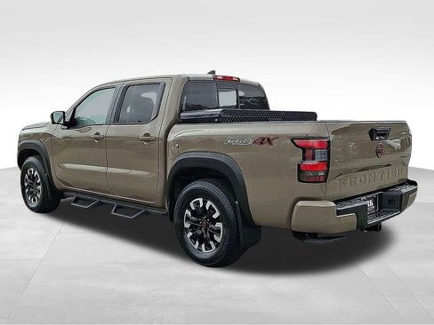 Used 2022 Nissan Frontier PRO-4X image 4
