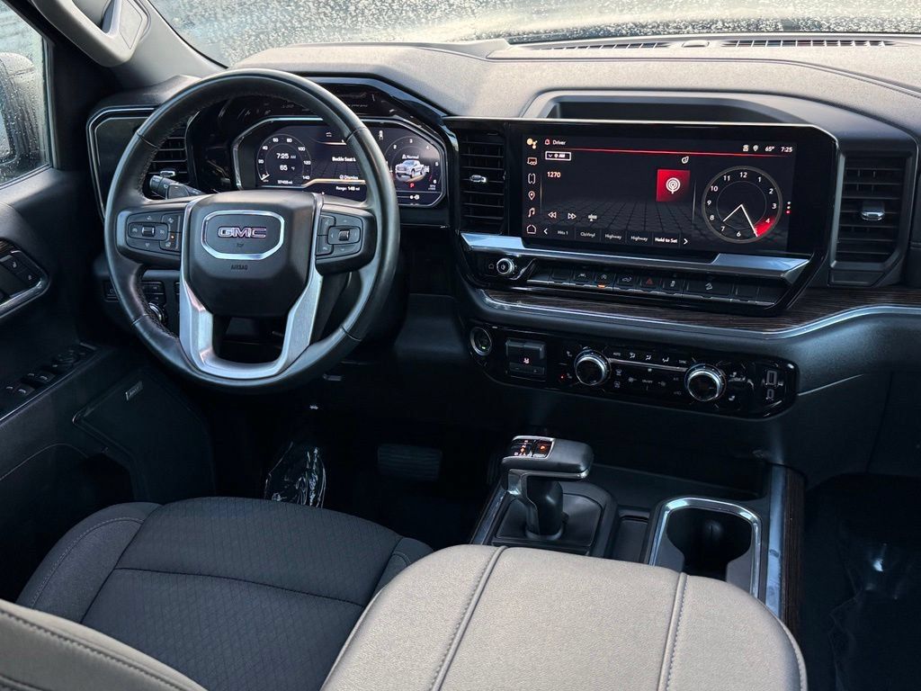 Used 2024 GMC Sierra 1500 Elevation w/ Preferred Package AWD/4WD image 14