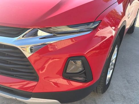 Used 2019 Chevrolet Blazer LT FWD image 9