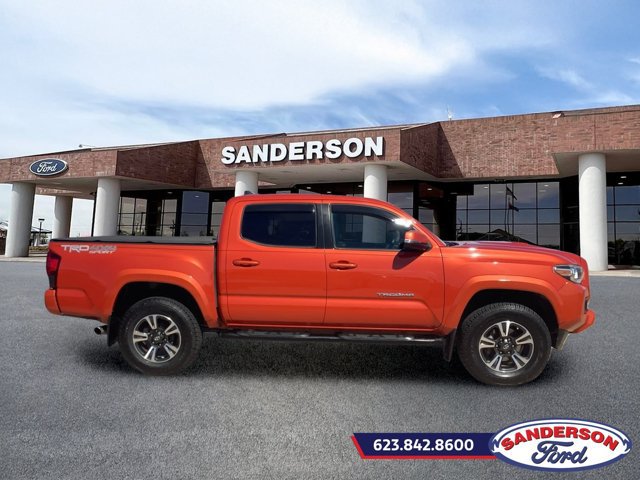 Used 2018 Toyota Tacoma TRD Sport w/ Technology Package AWD/4WD image 2