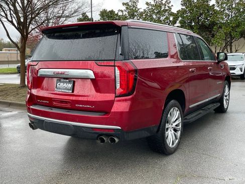 Used 2022 GMC Yukon XL Denali image 8
