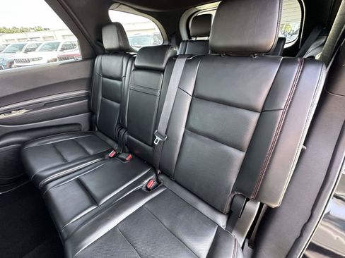 Used 2024 Dodge Durango GT RWD image 31