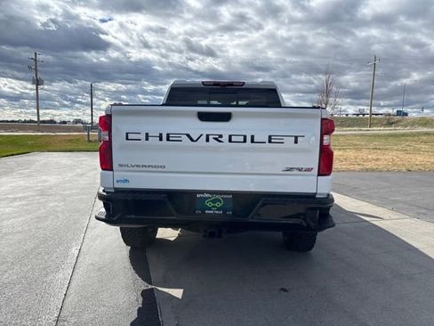 Certified 2023 Chevrolet Silverado 1500 ZR2 w/ Technology Package AWD/4WD image 4