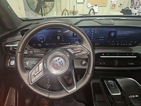 Certified 2025 Buick Enclave Sport Touring image 13