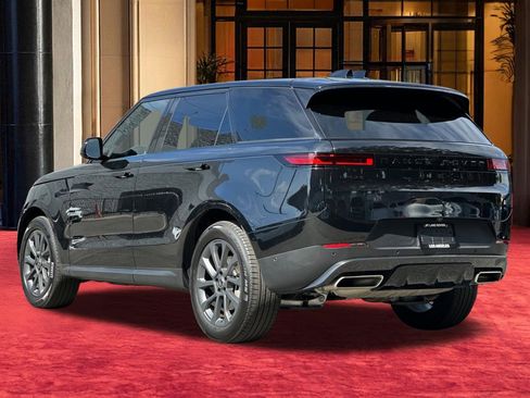 Certified 2025 Land Rover Range Rover Sport SE image 4