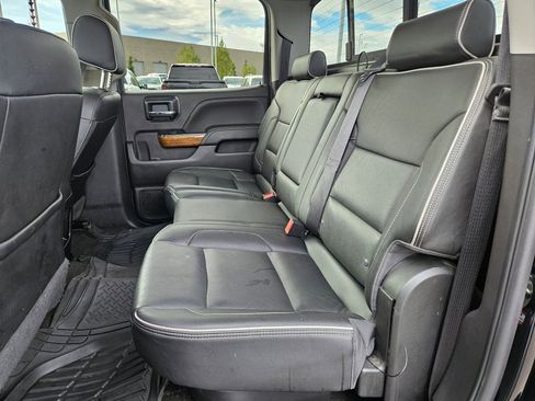 Used 2018 Chevrolet Silverado 1500 High Country image 29