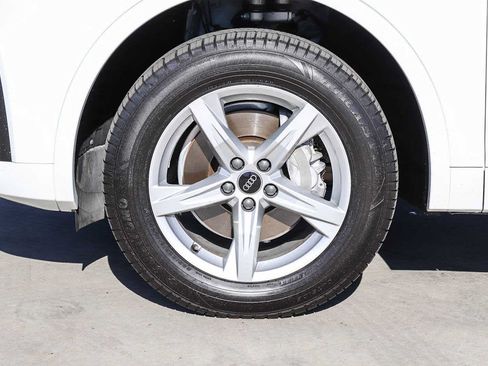 Used 2021 Audi Q5 2.0T Premium w/ Convenience Package AWD/4WD image 9