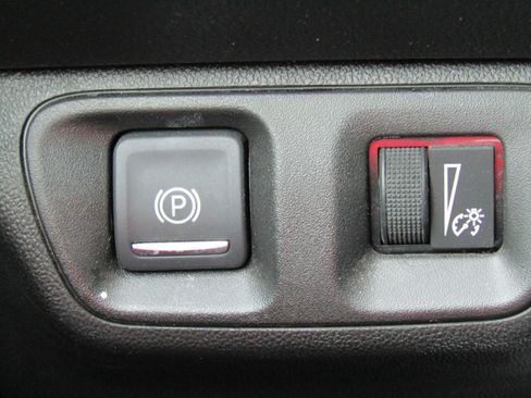 Used 2020 GMC Acadia AT4 w/ Driver Alert Package II AWD/4WD image 19