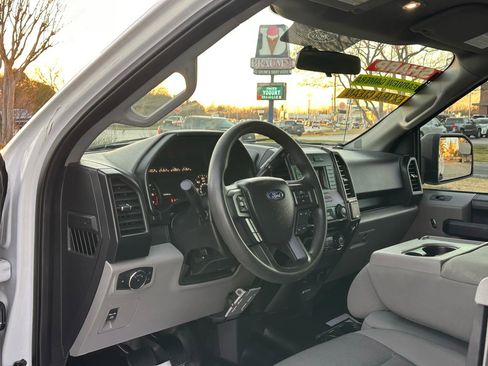 Used 2018 Ford F150 XL w/ Equipment Group 101A Mid image 9