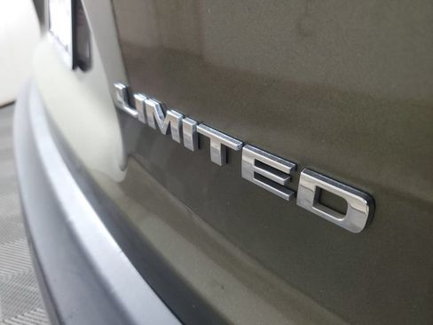 Used 2019 Jeep Cherokee Limited FWD image 7