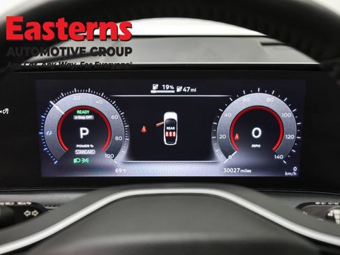 Used 2023 Nissan Ariya FWD image 17