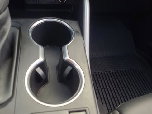 Certified 2024 Toyota Highlander LE image 17