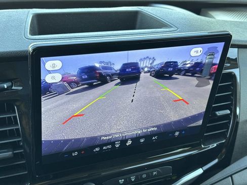 Used 2024 Ford Transit 350 XLT image 16