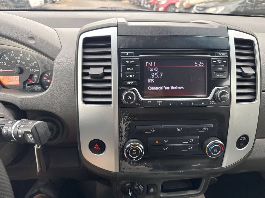 Used 2014 Nissan Xterra X AWD/4WD image 24