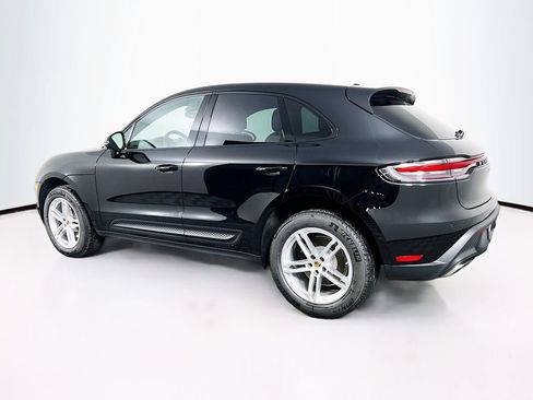 Certified 2026 Porsche Macan AWD/4WD image 3
