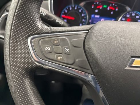 Used 2019 Chevrolet Equinox LT image 20