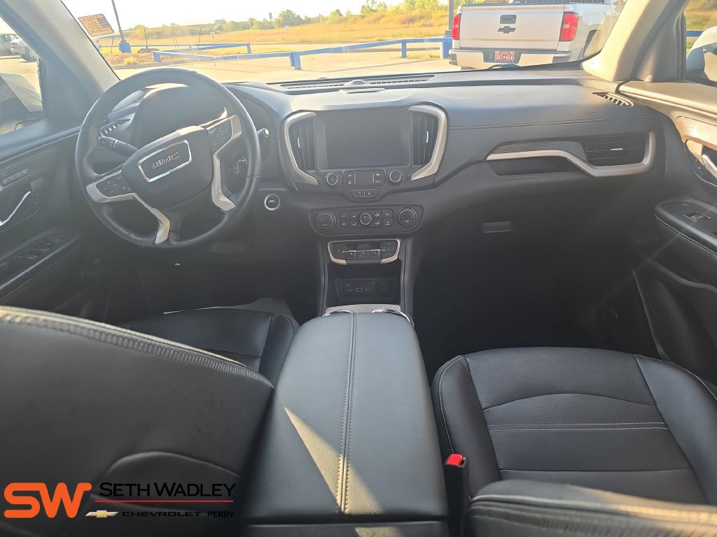 Used 2024 GMC Terrain Denali AWD/4WD image 9