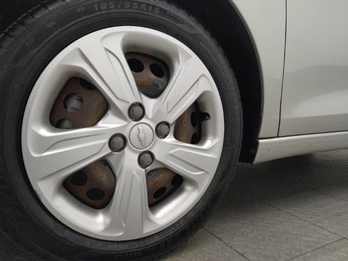 Used 2021 Chevrolet Spark LS image 31