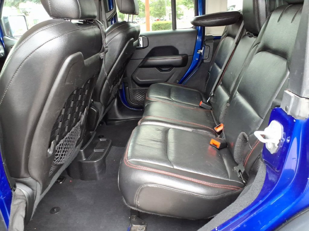 Used 2018 Jeep Wrangler Unlimited Rubicon AWD/4WD image 12