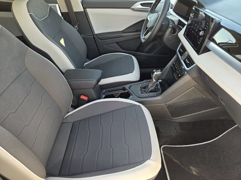 New 2026 Volkswagen Taos SE FWD image 13