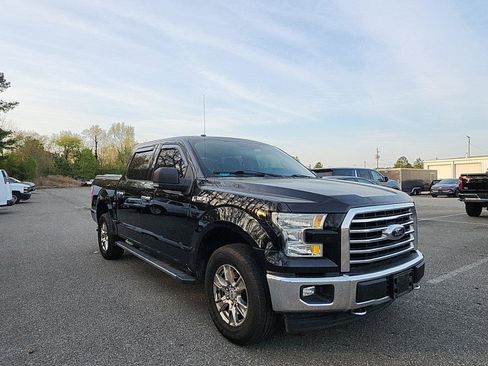 Used 2017 Ford F150 XLT w/ Equipment Group 301A Mid image 7