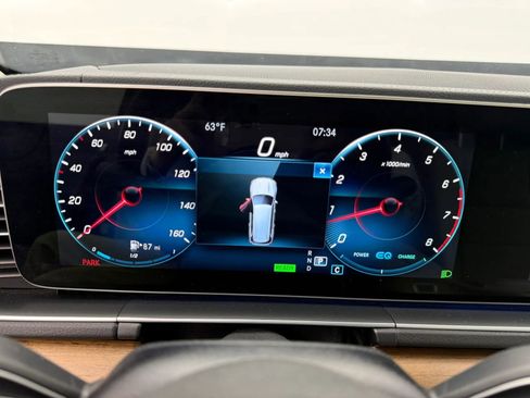 Used 2022 Mercedes-Benz GLS 450 4MATIC image 32