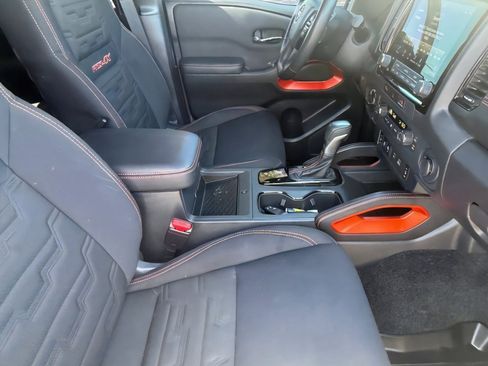 Used 2024 Nissan Frontier PRO-4X w/ Pro Convenience Package image 5