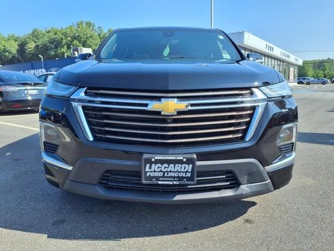 Used 2023 Chevrolet Traverse High Country w/ LPO, Floor Liner Package AWD/4WD image 6