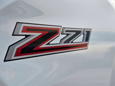 Certified 2024 Chevrolet Colorado Z71 w/ Z71 Convenience Package 2 AWD/4WD image 22