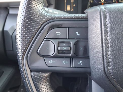 Used 2024 Toyota Tacoma SR image 19