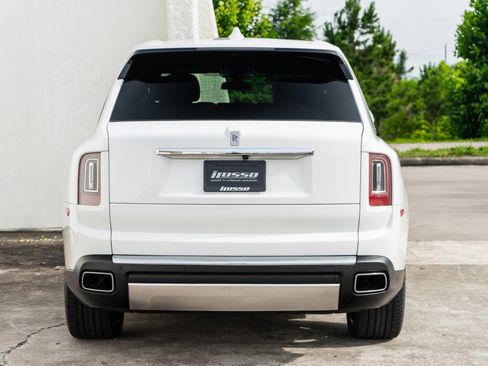 Used 2022 Rolls-Royce Cullinan AWD/4WD image 13