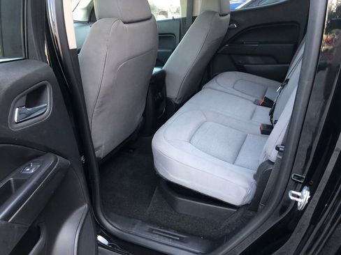 Used 2018 Chevrolet Colorado LT w/ Safety Package image 6