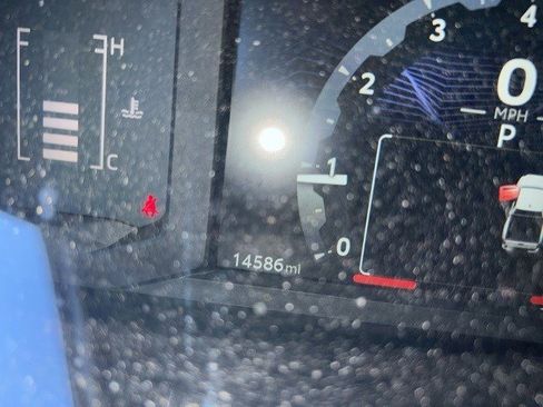 Certified 2024 Toyota Tacoma SR image 3