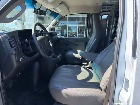 Certified 2024 Chevrolet Express 2500 w/ Driver Convenience Package image 8