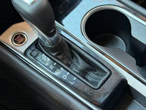 Used 2024 Nissan Altima 2.5 SV FWD image 28
