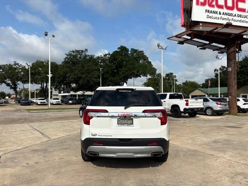 Used 2023 GMC Acadia SLE FWD image 37