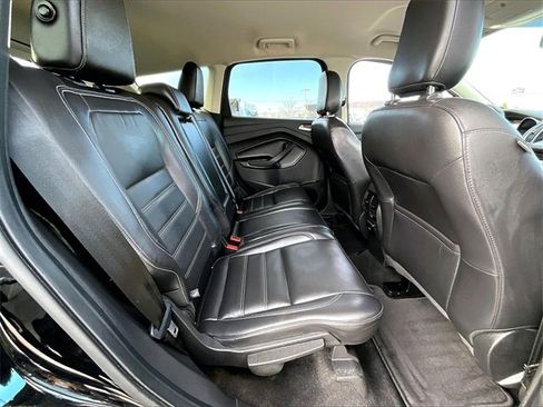 Used 2018 Ford Escape Titanium image 15