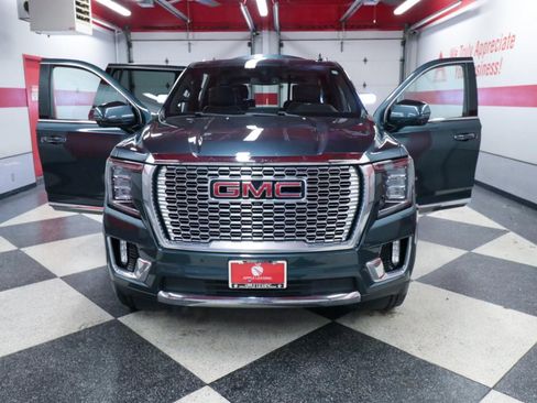 Used 2021 GMC Yukon XL SLT w/ SLT Premium Package AWD/4WD image 27