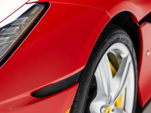 Certified 2022 Ferrari Portofino M Convertible image 40