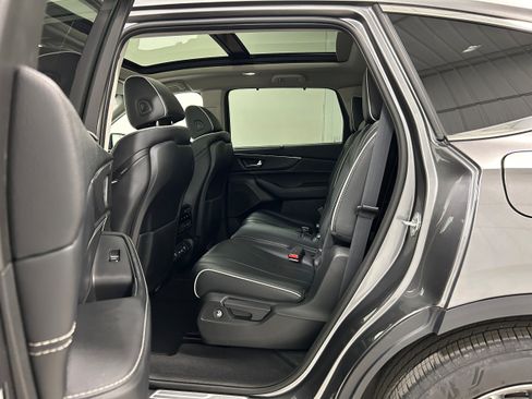 Used 2022 Acura MDX SH-AWD w/ Advance Package image 30