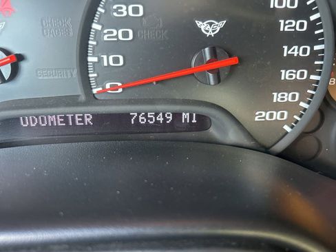 Used 2002 Chevrolet Corvette Convertible w/ Preferred Equipment Group2 image 19