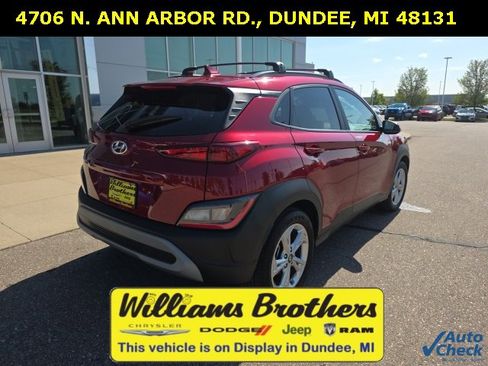 Used 2023 Hyundai Kona SEL image 5