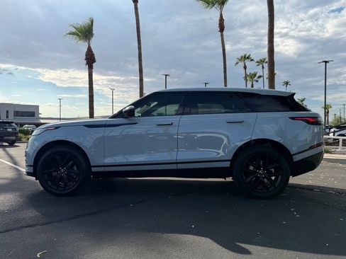 Used 2026 Land Rover Range Rover Velar Dynamic SE AWD/4WD image 3