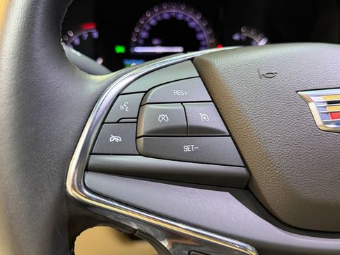 Used 2019 Cadillac XT5 FWD image 15