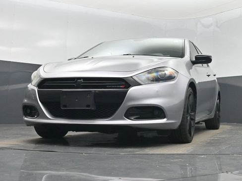 Used 2015 Dodge Dart SXT image 39