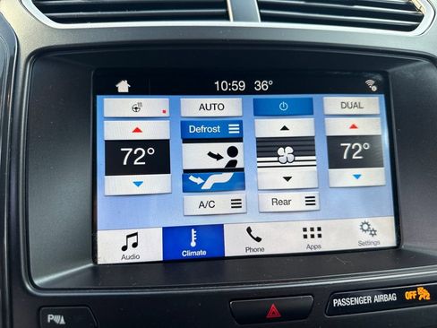 Used 2018 Ford Explorer XLT w/ Equipment Group 202A image 15